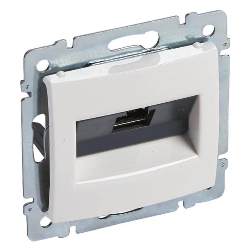 Розетка компьютерная RJ45 Legrand Valena 6 кат STP на винтах белая 774244