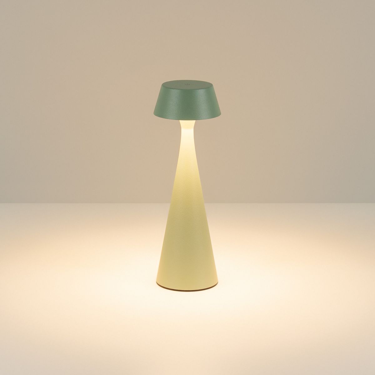 Настольная лампа с аккумулятором Arlight SP-TOMMY-TAB-2W Warm3000-MIX (SG, 154 deg) (IP54 Металл) 056087