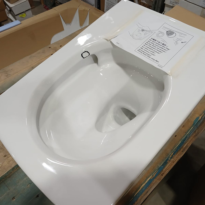 TOTO SP Унитаз подвесной 38x54см, безободковый, с дефектом: чёрные точки, цвет: белый