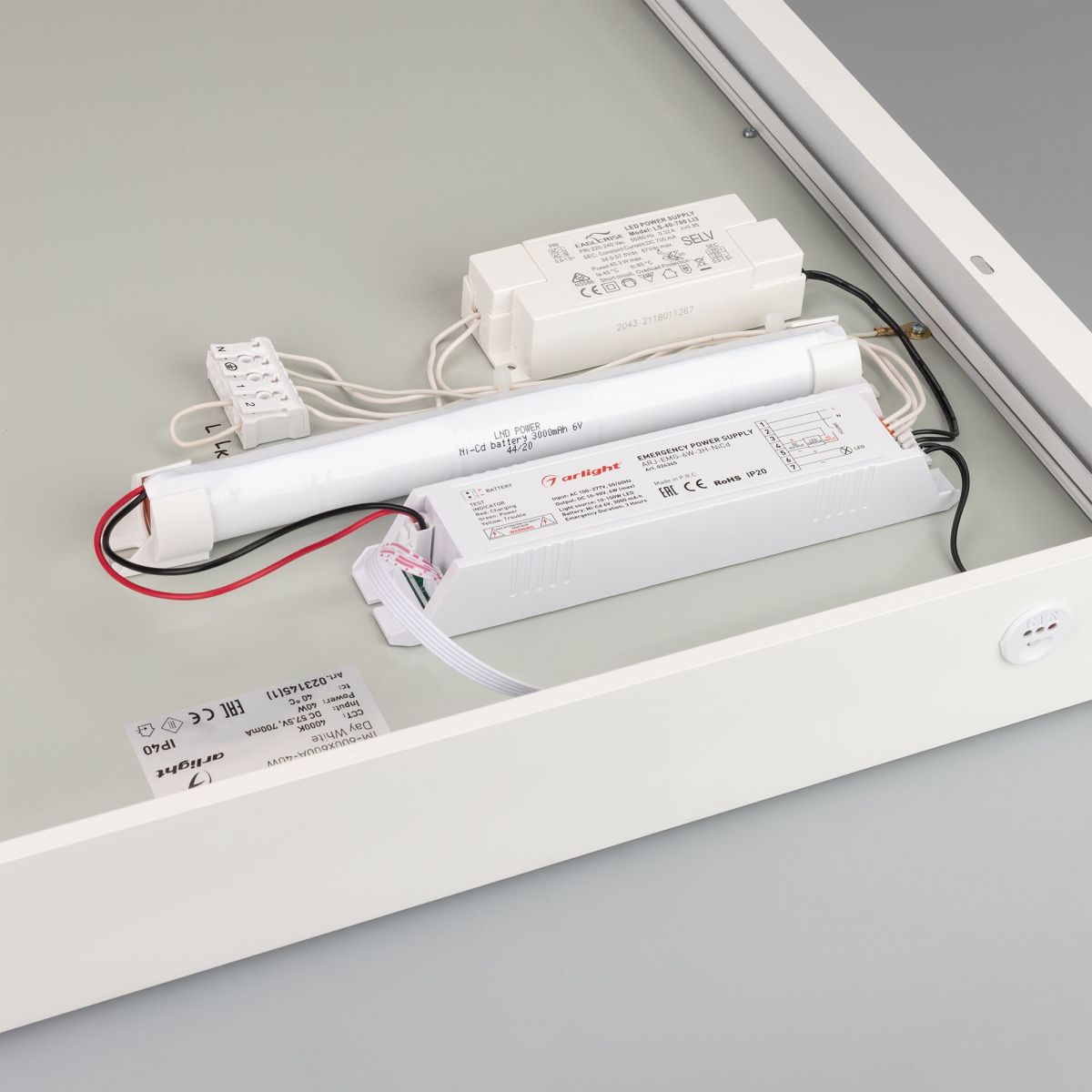 Светодиодная панель Arlight IM-EMERGENCY-3H-S600x600-40W Day4000 (WH, 120 deg, 230V) 056638
