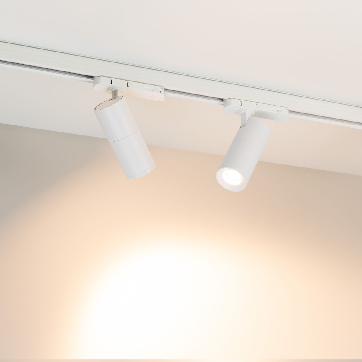 Трековый трехфазный светильник Arlight LGD-ARTEMIS-TRACK-4TR-R55-12W Warm2700 (WH, 8-80 deg, 230V) (IP20 Металл) 062275