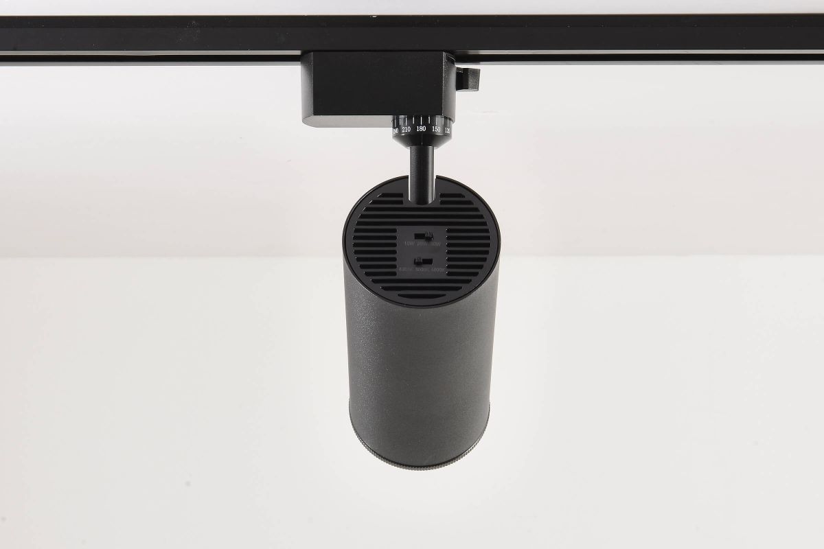 Трековый однофазный светильник Crystal Lux CLT 0.31 021 BK 3CCT ZOOM