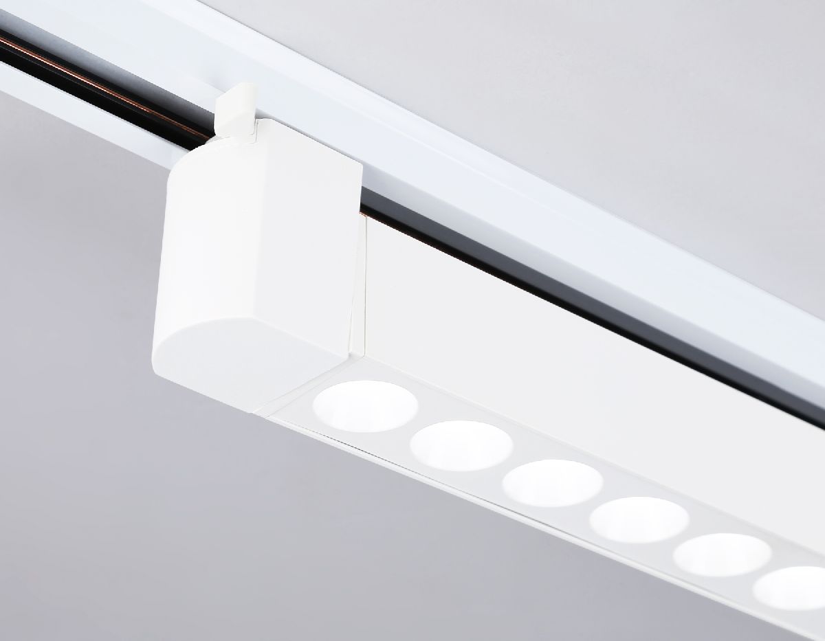 Трековый однофазный светильник Ambrella Light Track system GL6718