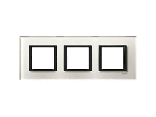 Рамка 3-постовая Schneider Electric Unica Class MGU68.006.7C2