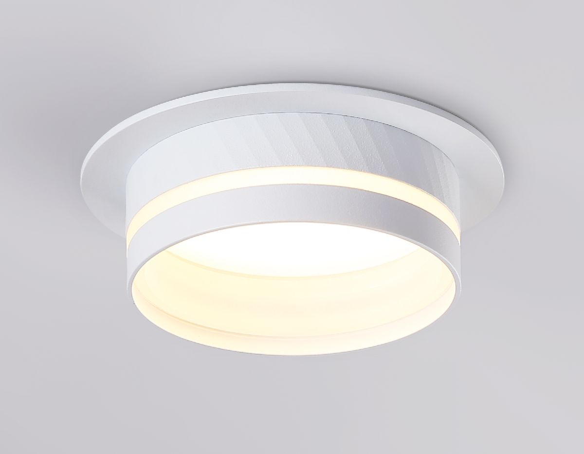 Встраиваемый светильник Ambrella Light GX53 Acrylic tech TN5218