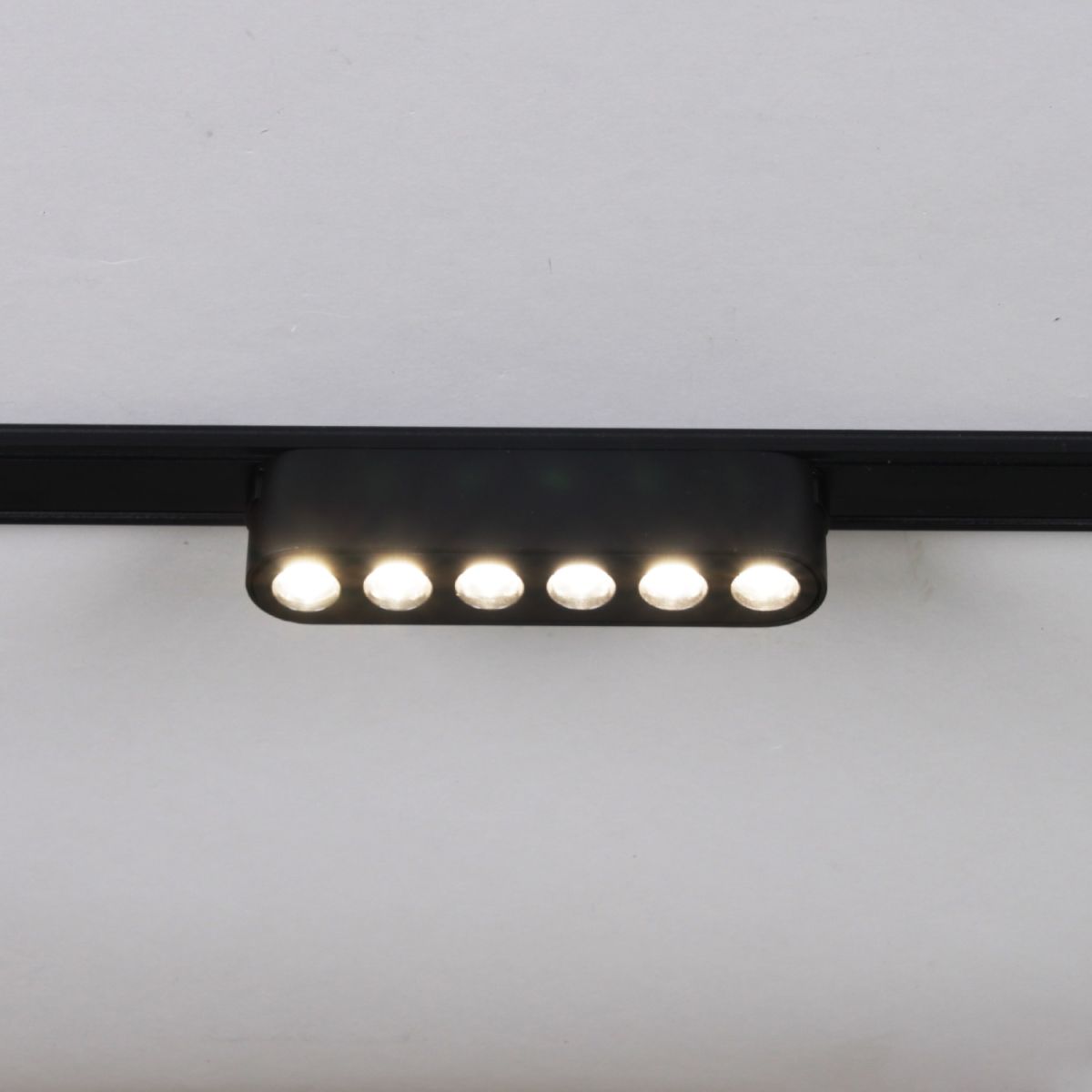 Трековый магнитный светильник (CCT+SMART) Reluce 13002-9.3-001UR magnetic LED6W BK CCT+SMART