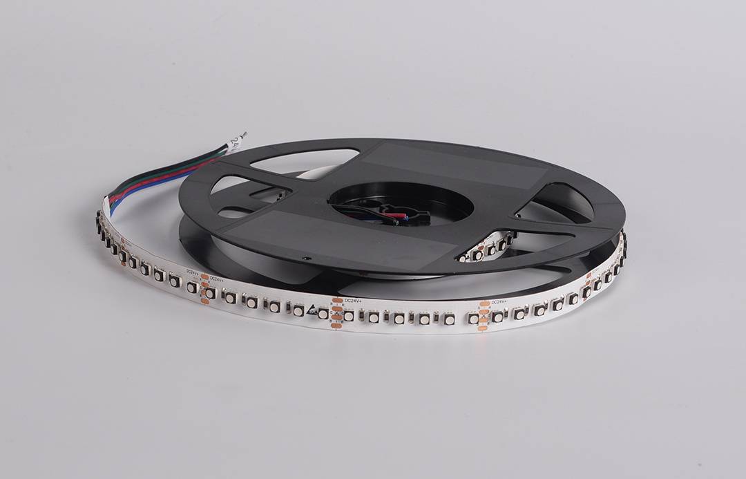 Светодиодная лента DesignLed DSG3A120-24-RGB-33 002845