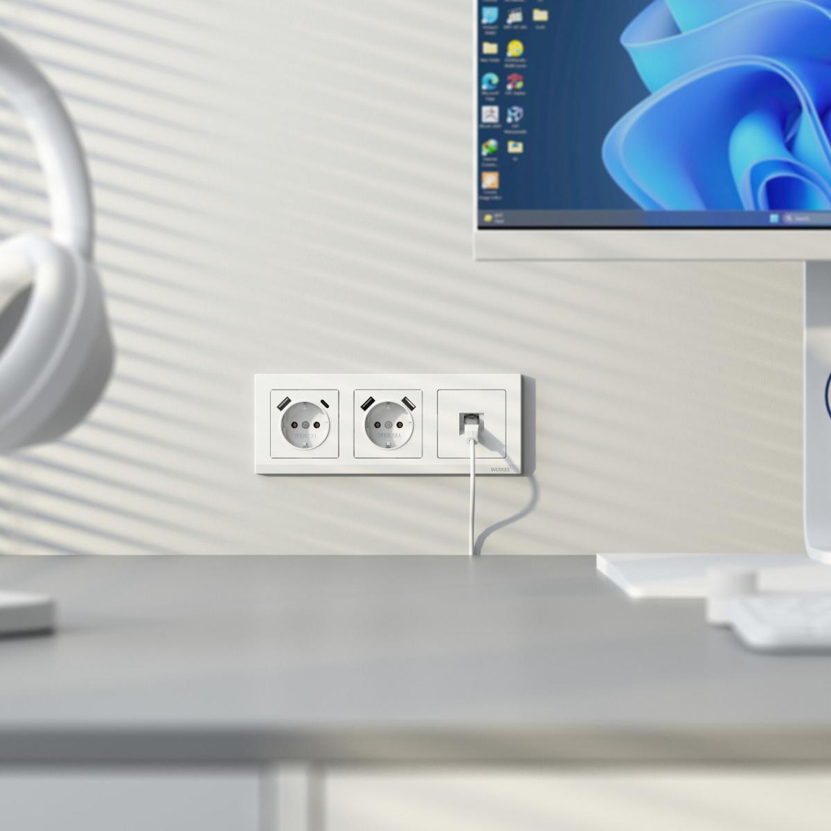 Розетка с/з со шторками и USB тип A+C Werkel W1171761 4690389213267 a069613