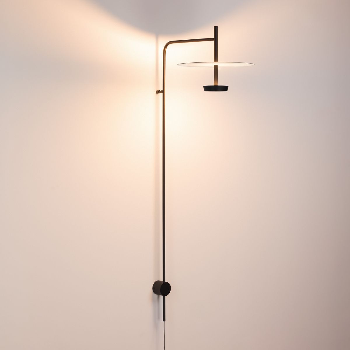 Бра Arlight SP-CAMPANA-WALL-L1200-9W Warm3000 (BK, 130 deg, 230V) (IP20 Металл) 059599