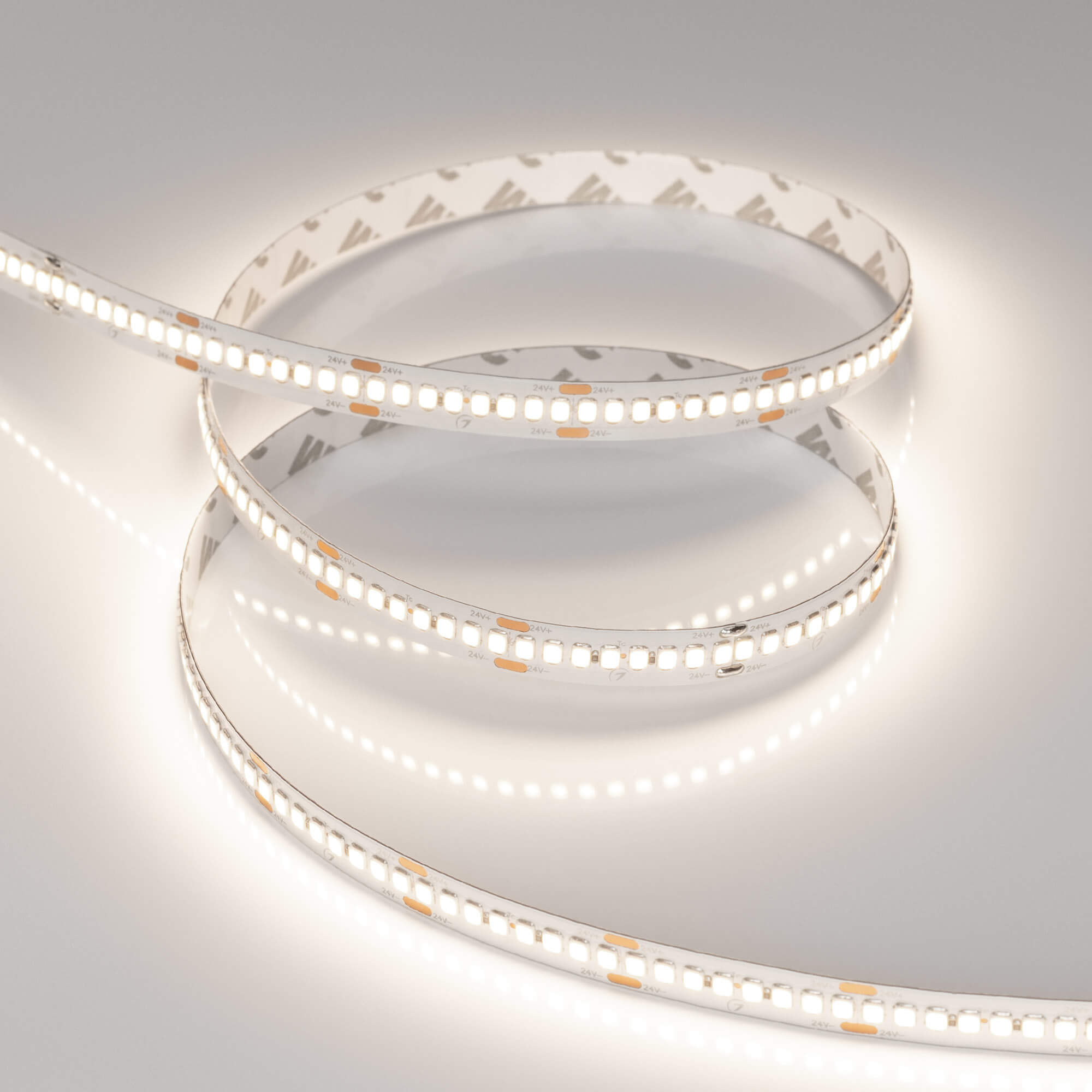 Светодиодная лента Arlight RT-A240-10mm 24V Day4000 (22 W/m, IP20, 2835, 5m) 036213