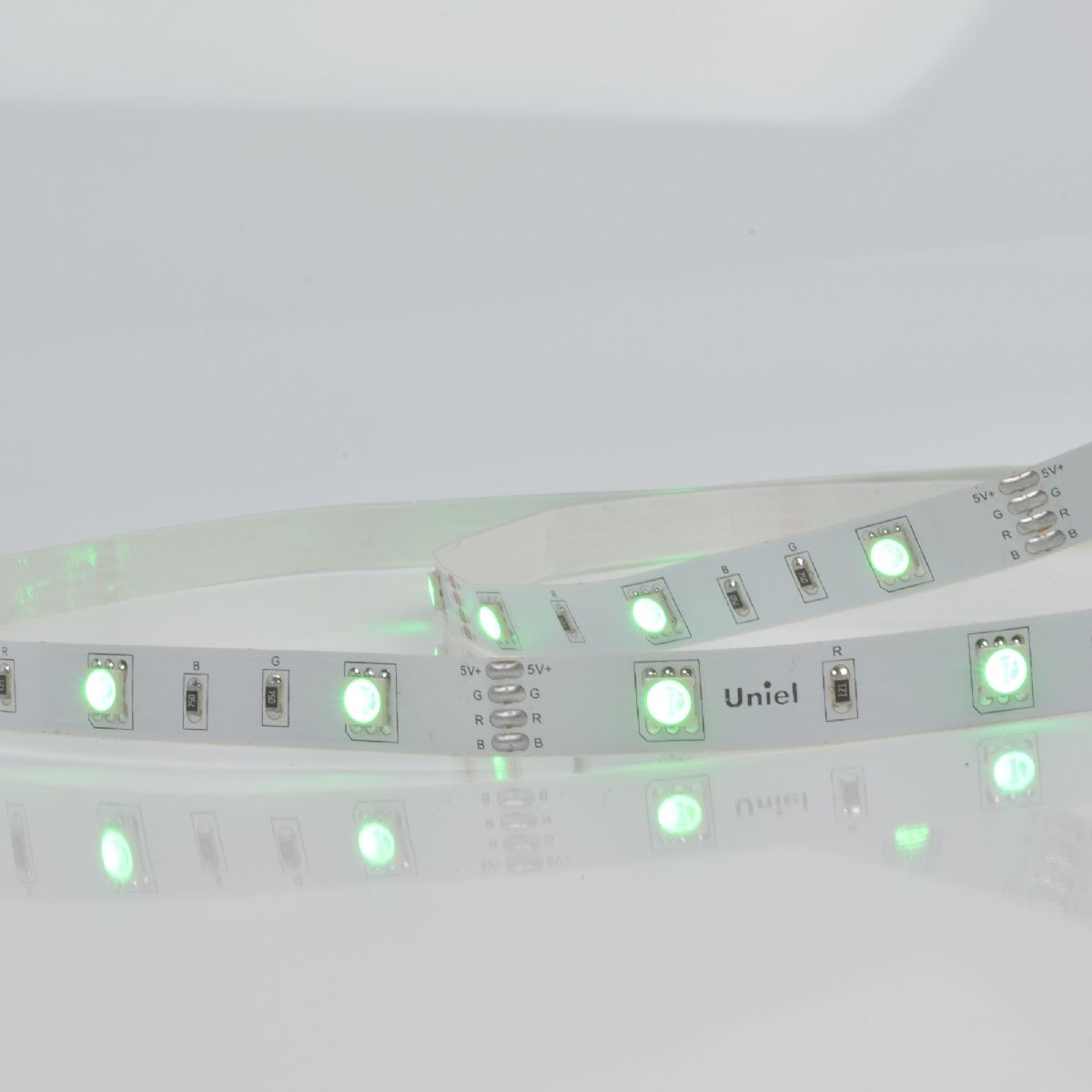 Светодиодная лента Uniel ULS-U12 3M/RGB/1.5M/USB/RC IP20 RUA02C24 блистер UL-00007534
