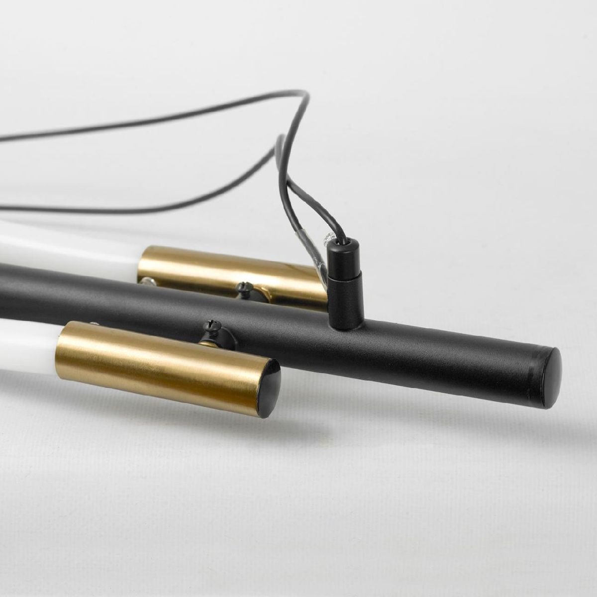 Линейный подвесной светильник Lussole River LSP-7303