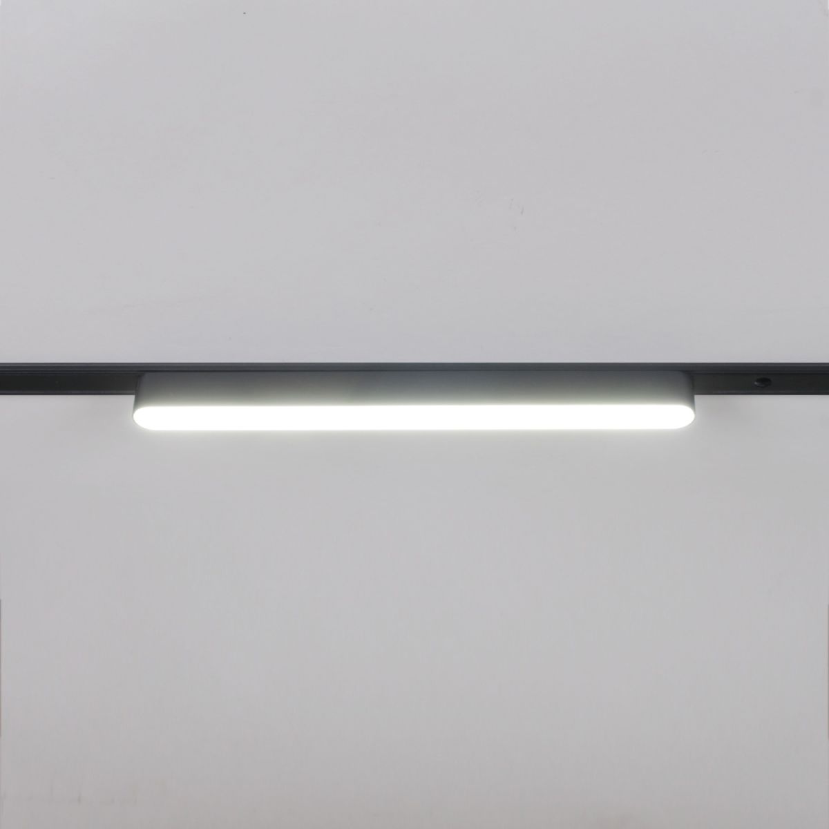 Трековый магнитный светильник (CCT+SMART) Reluce 13001-9.3-001UR magnetic LED16W BK CCT+SMART
