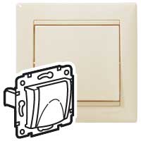 Розетка с/з со шторками с защитной крышкой Legrand Valena Classic 695614