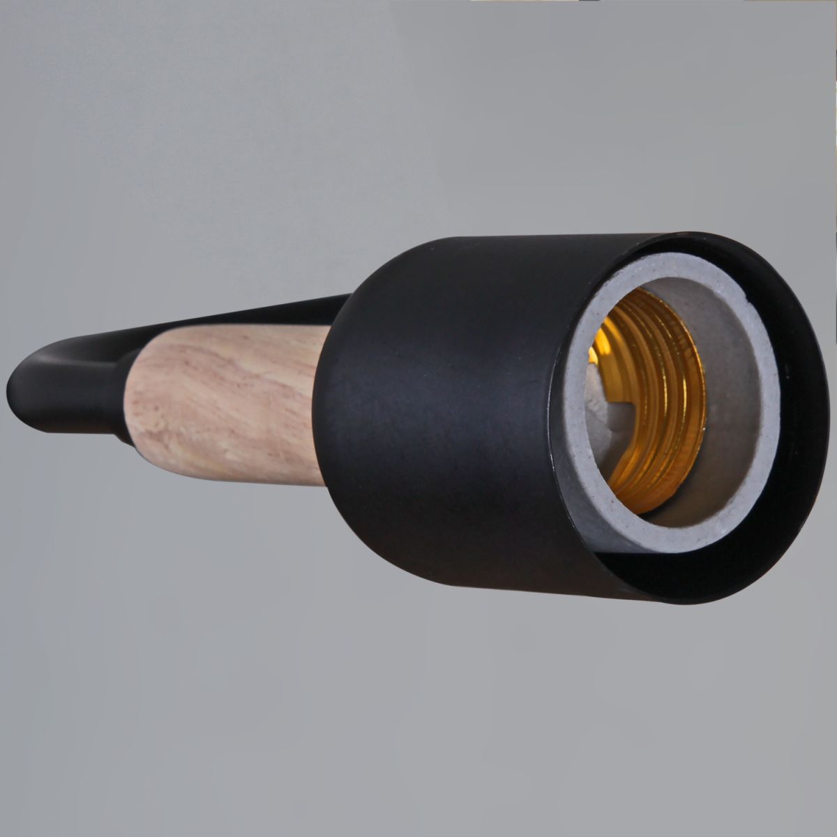 Люстра на штанге Reluce 10070-0.3-04 BK+WOOD