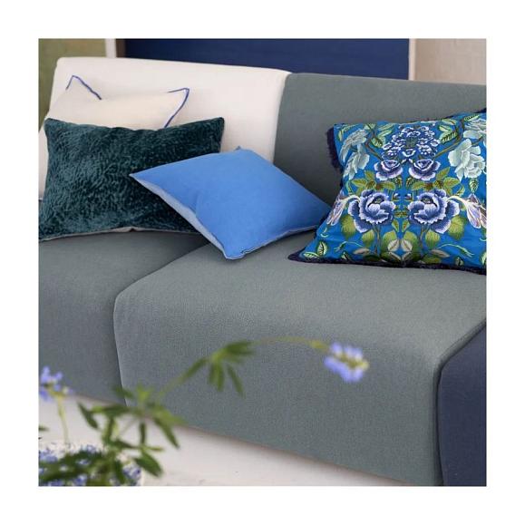 Подушка CCDG1544, Brera Lino, Cornflower & Lapis, Designers Guild 43 x 43см