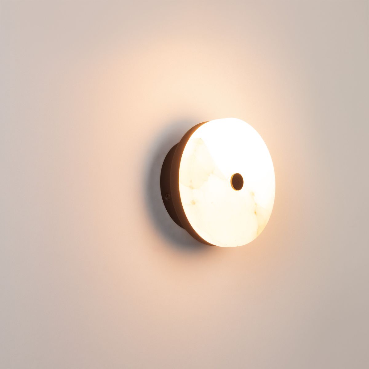 Настенный светильник Arlight SP-MENTA-WALL-R165-12W Warm2700 (BK, 130 deg, 230V) (IP20, Мрамор) 061700