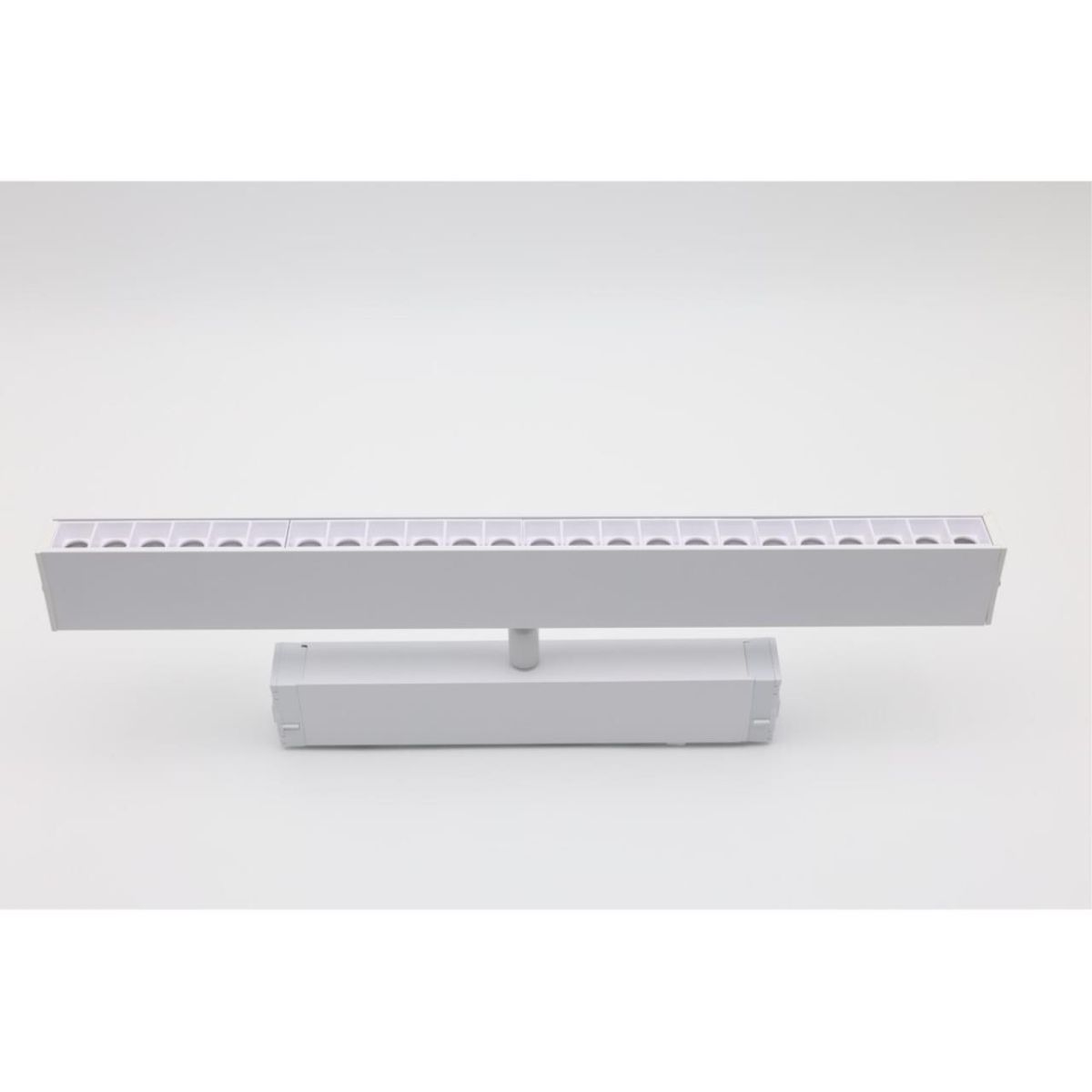 Трековый магнитный светильник Aployt Magnetic track 220 APL.0202.10.18