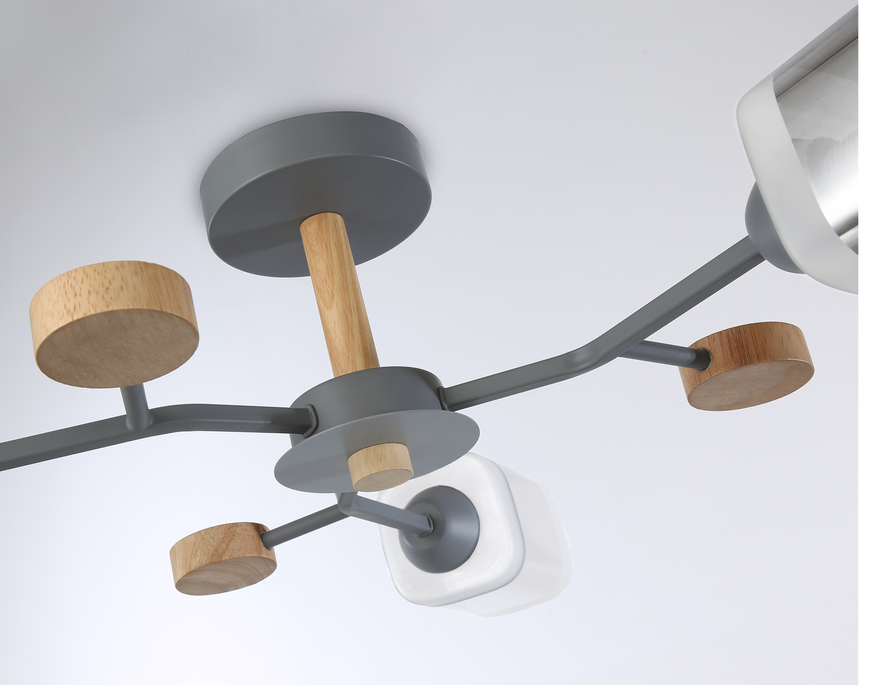Люстра на штанге Ambrella Light Modern TR3033231