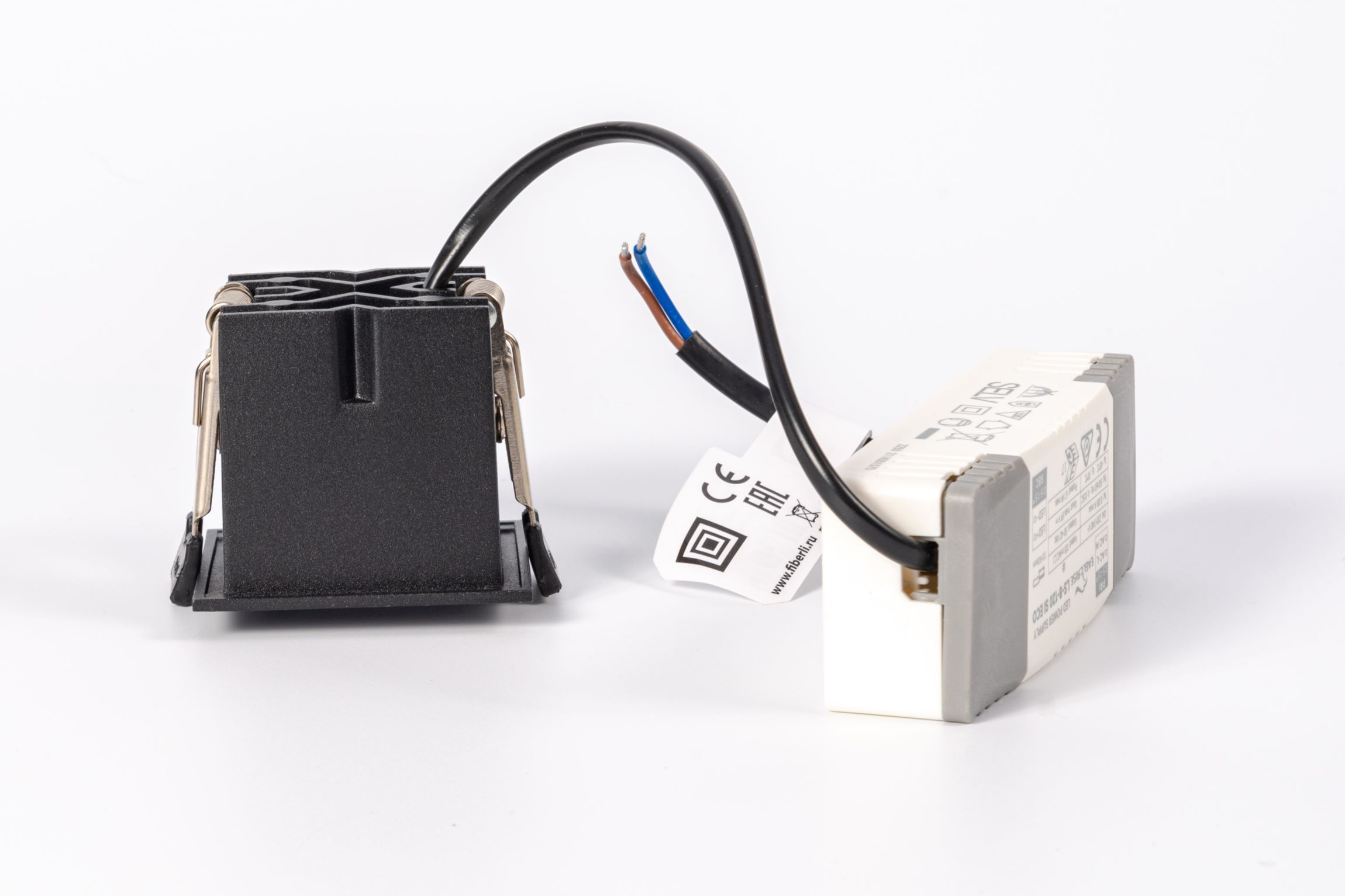 Встраиваемый светодиодный светильник Fiberli XL003-1T(W) 12130304