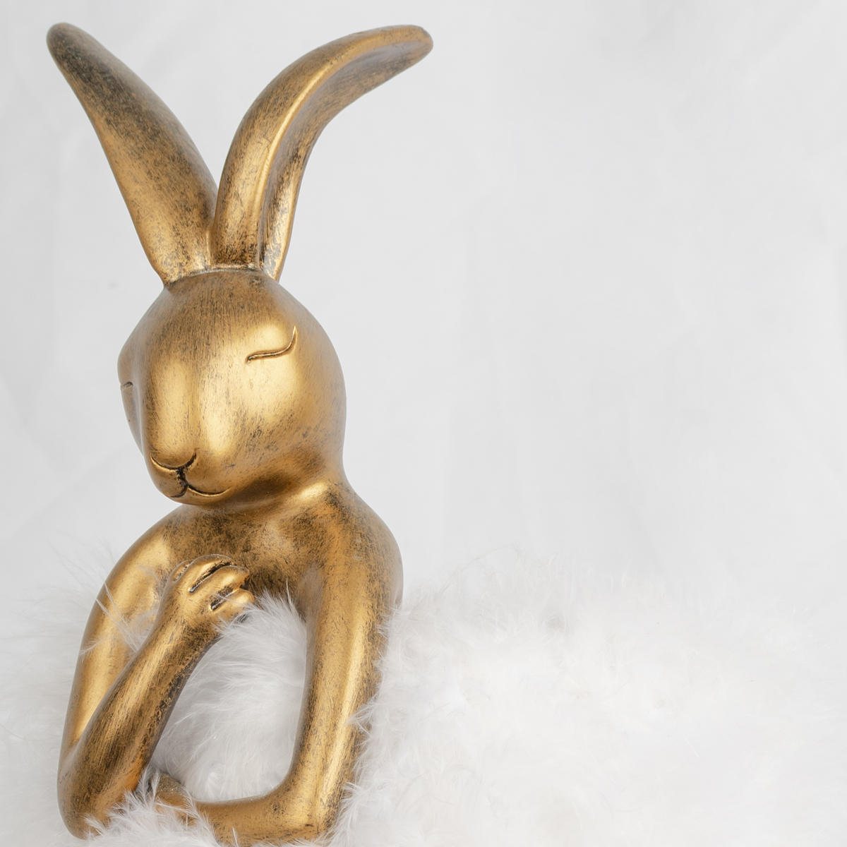 Настольная лампа Loft IT Lapine 10315/B White fluff