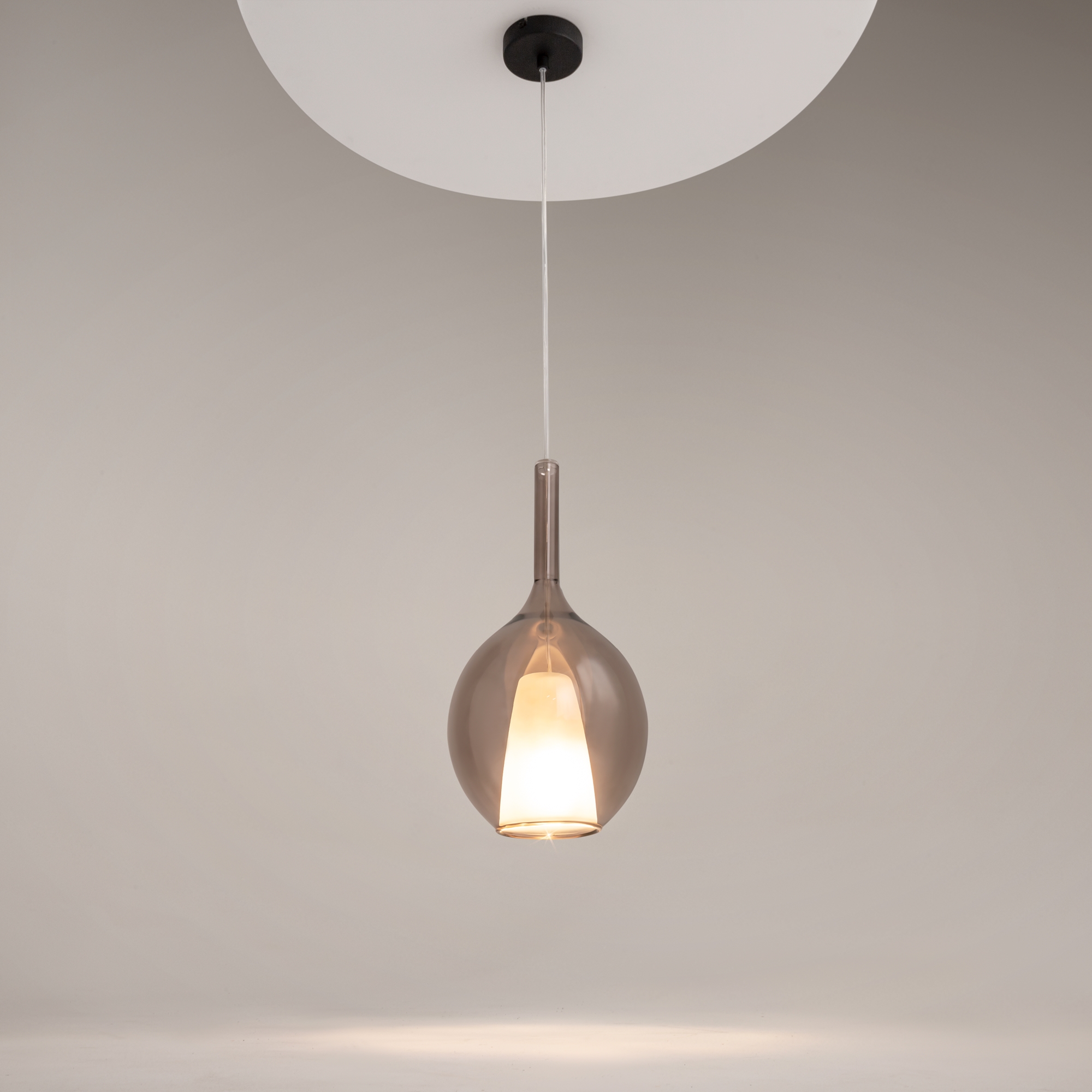 Подвесной светильник Maytoni Duality MOD271PL-01B3
