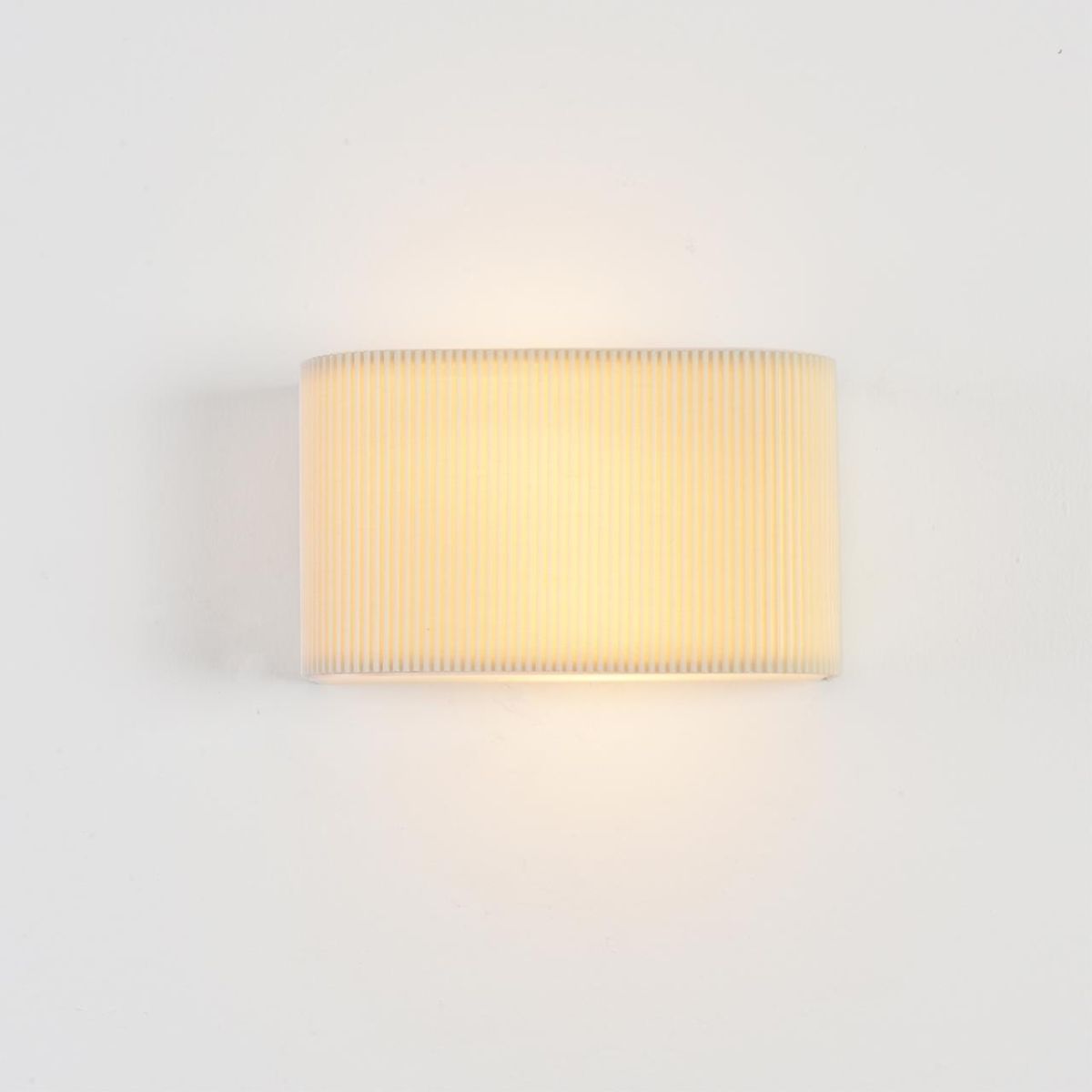 Настенный светильник Lumion Moderni Gofera 8327/2W