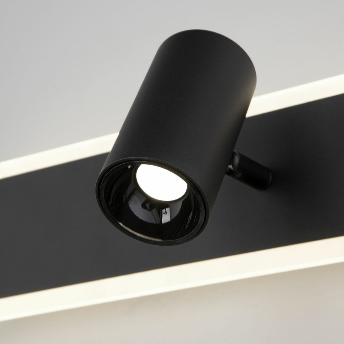 Спот Eurosvet Binar 20127/1 LED черный