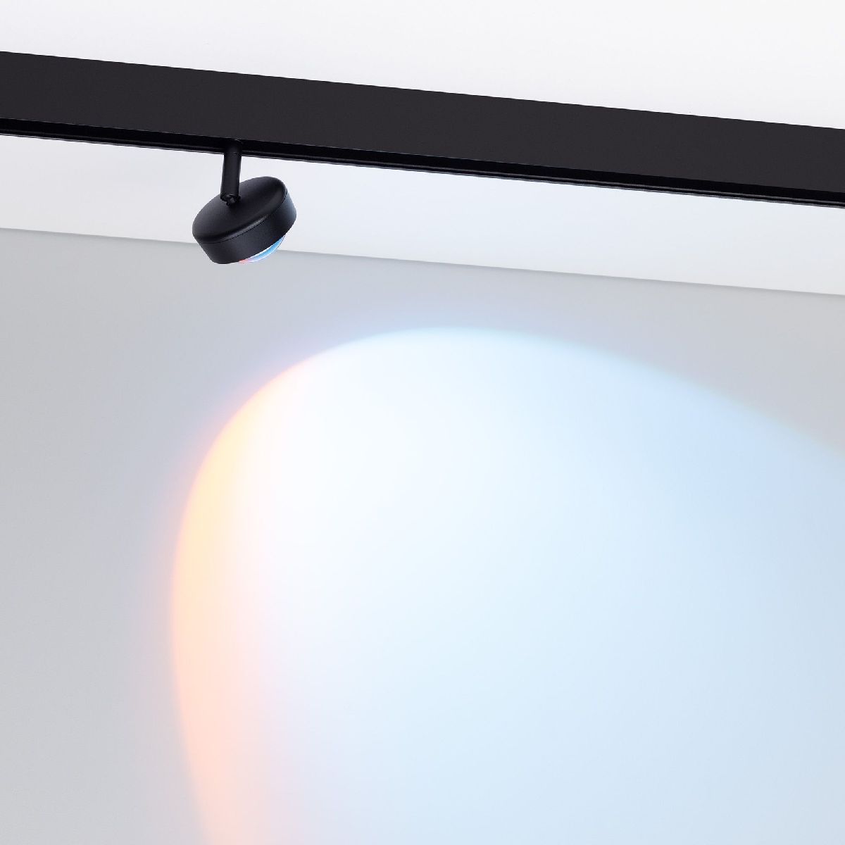 Трековый магнитный светильник Arlight MAG-ORIENT-SUNSET-R76-6W Day4000-MIX (BK, 70 deg, 48V, TUYA) 048331