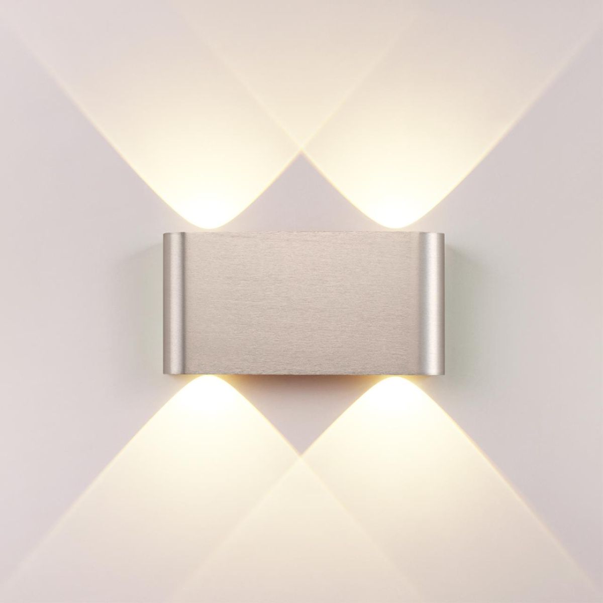 Настенный светильник Odeon Light Hightech Magnum 7106/4WL