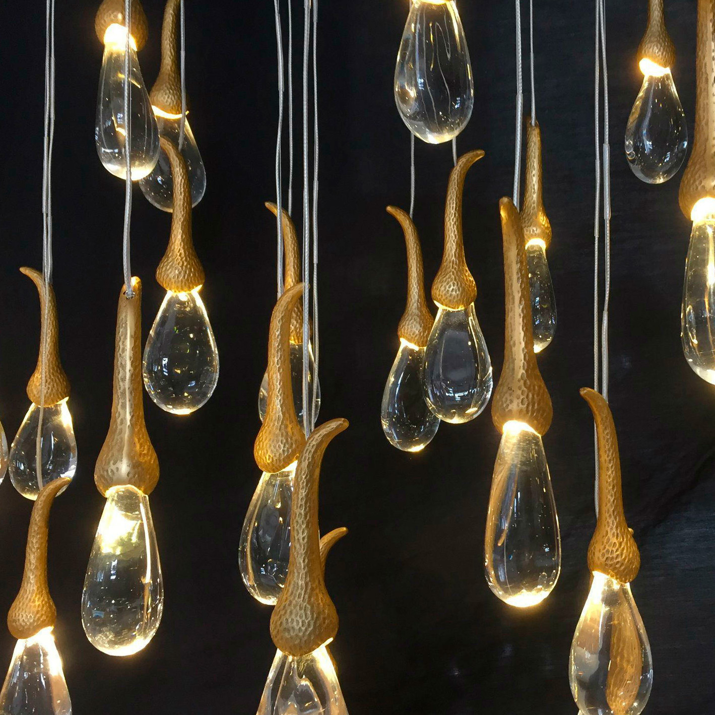 Подвесной светильник Delight Collection Seed OMG07287-1 C1 gold