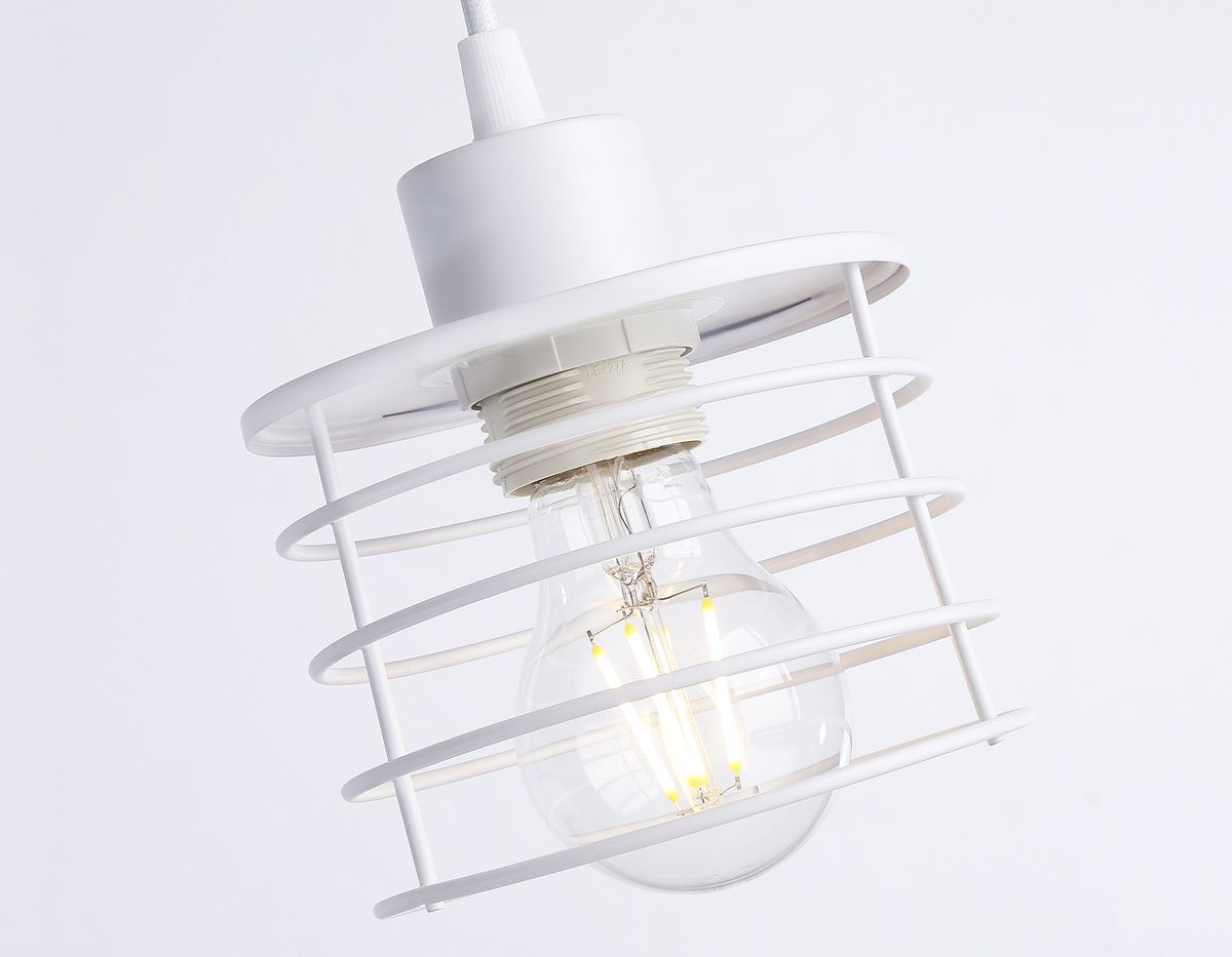 Подвесной светильник Ambrella Light Traditional TR8065
