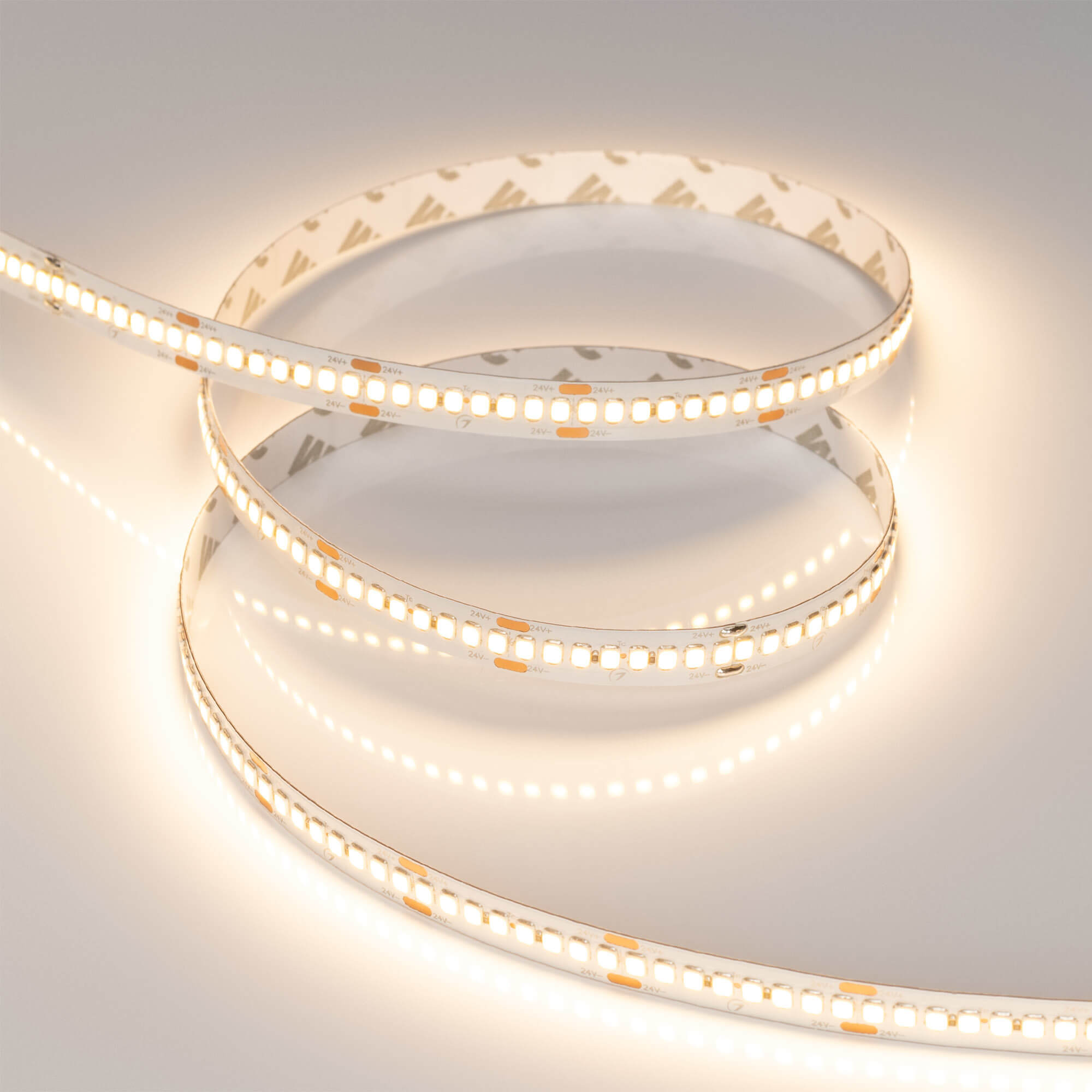 Светодиодная лента Arlight RT-A240-10mm 24V Warm3000 (22 W/m, IP20, 2835, 5m) 038745