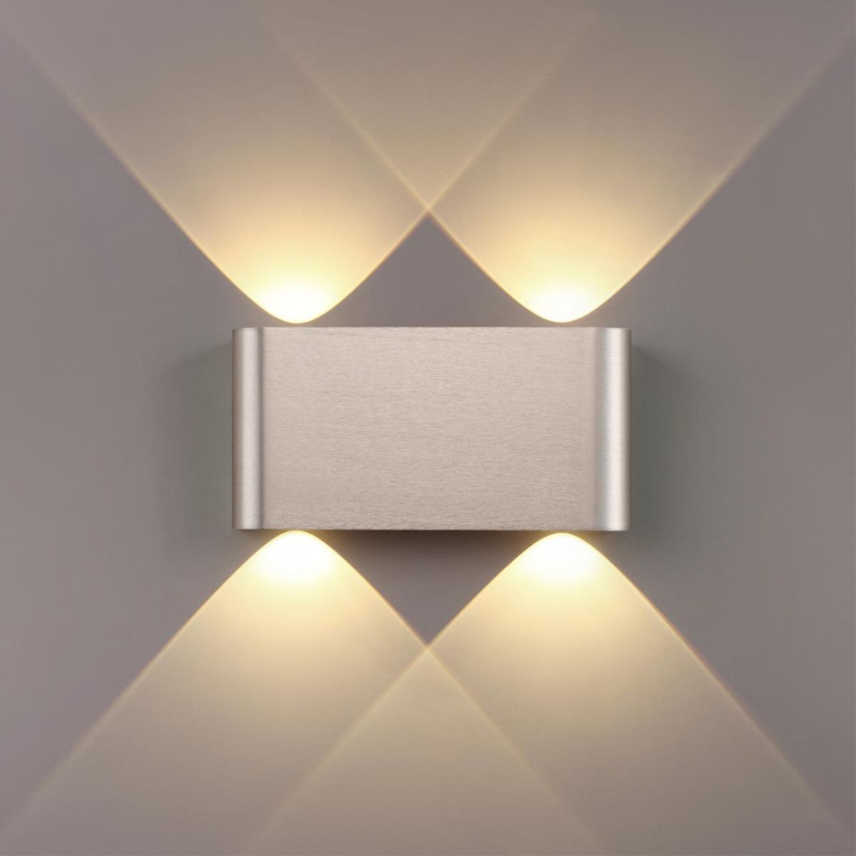 Настенный светильник Odeon Light Hightech Magnum 7106/4WL