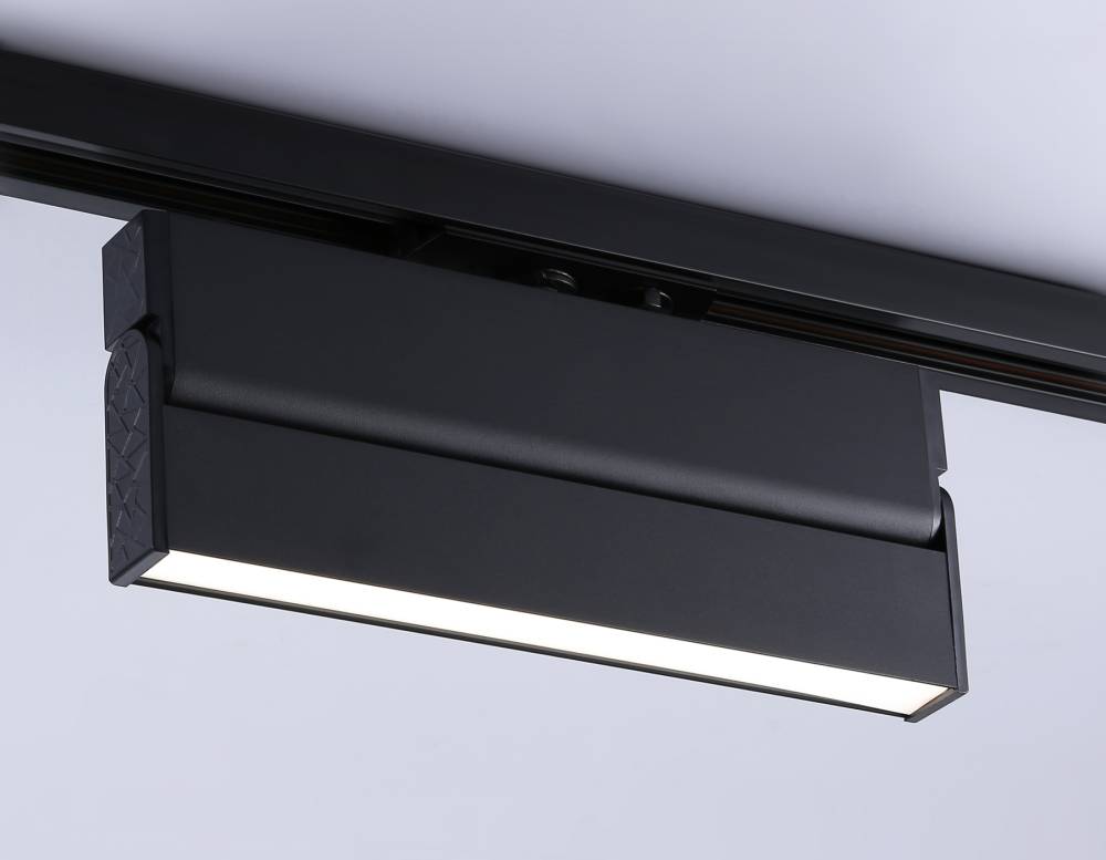 Трековый однофазный светильник Ambrella Light Track System GL6808