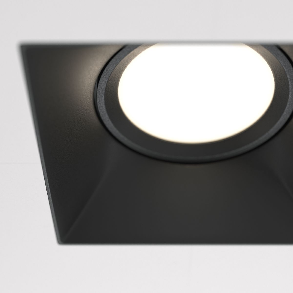Встраиваемый светильник Maytoni Dot DL042-01-SQ-B