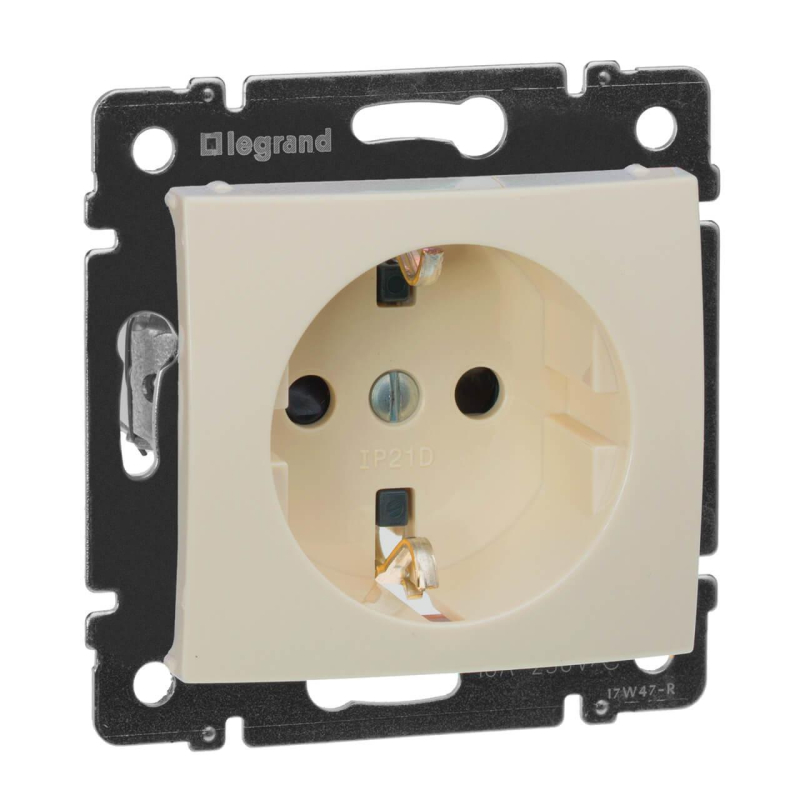 Розетка 2К+3 Legrand Valena 16A 250V с/з со шторками винтовой зажим слоновая кость 774321
