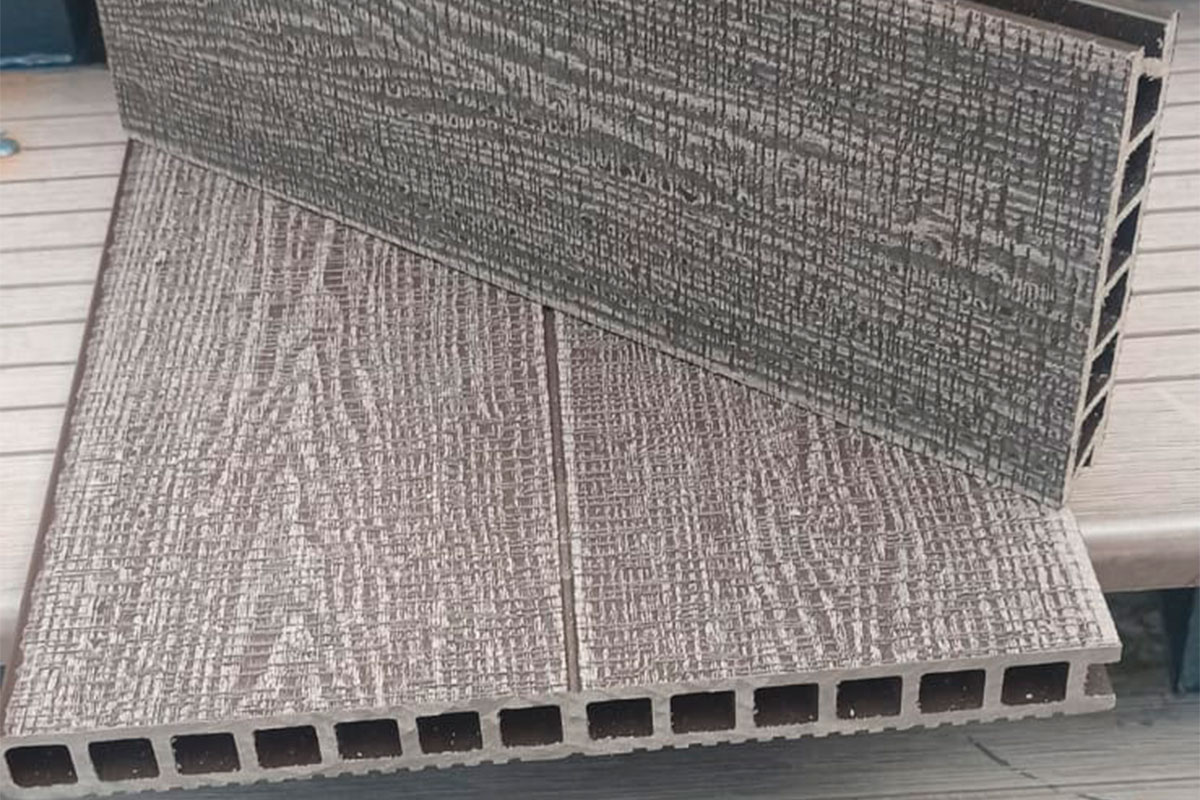 Ступень ДПК Deckron Woodlike 317*28*4000мм, венге