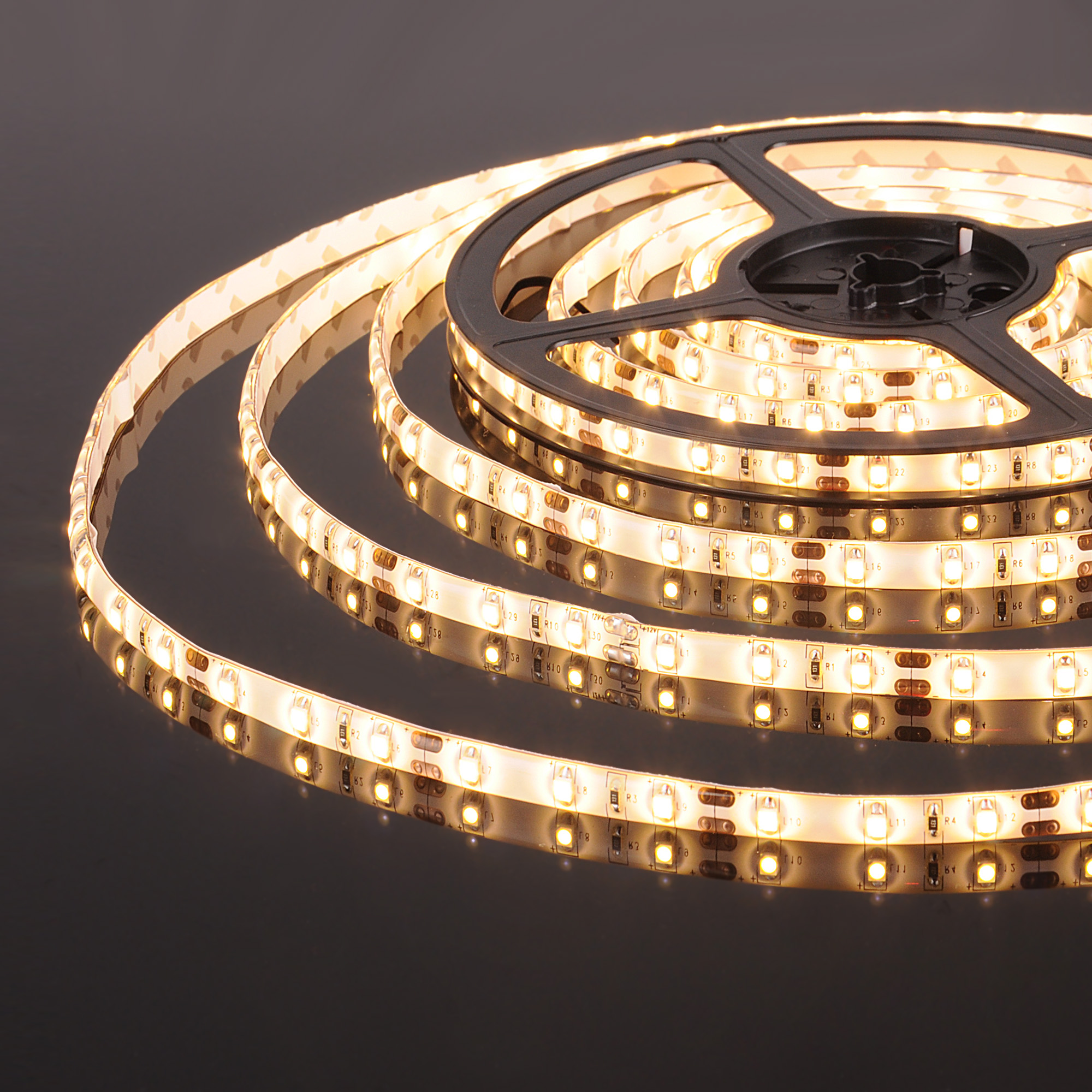 Светодиодная лента Elektrostandard 12V 4,8W 60Led 2835 IP65 теплый белый, 5м 4690389124204