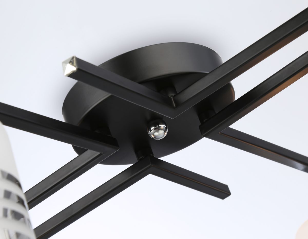 Потолочная люстра Ambrella Light Modern TR303212