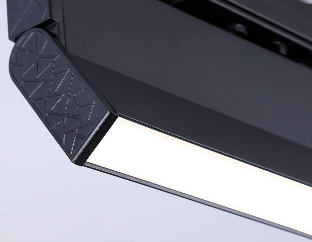 Трековый однофазный светильник Ambrella Light Track System GL6808