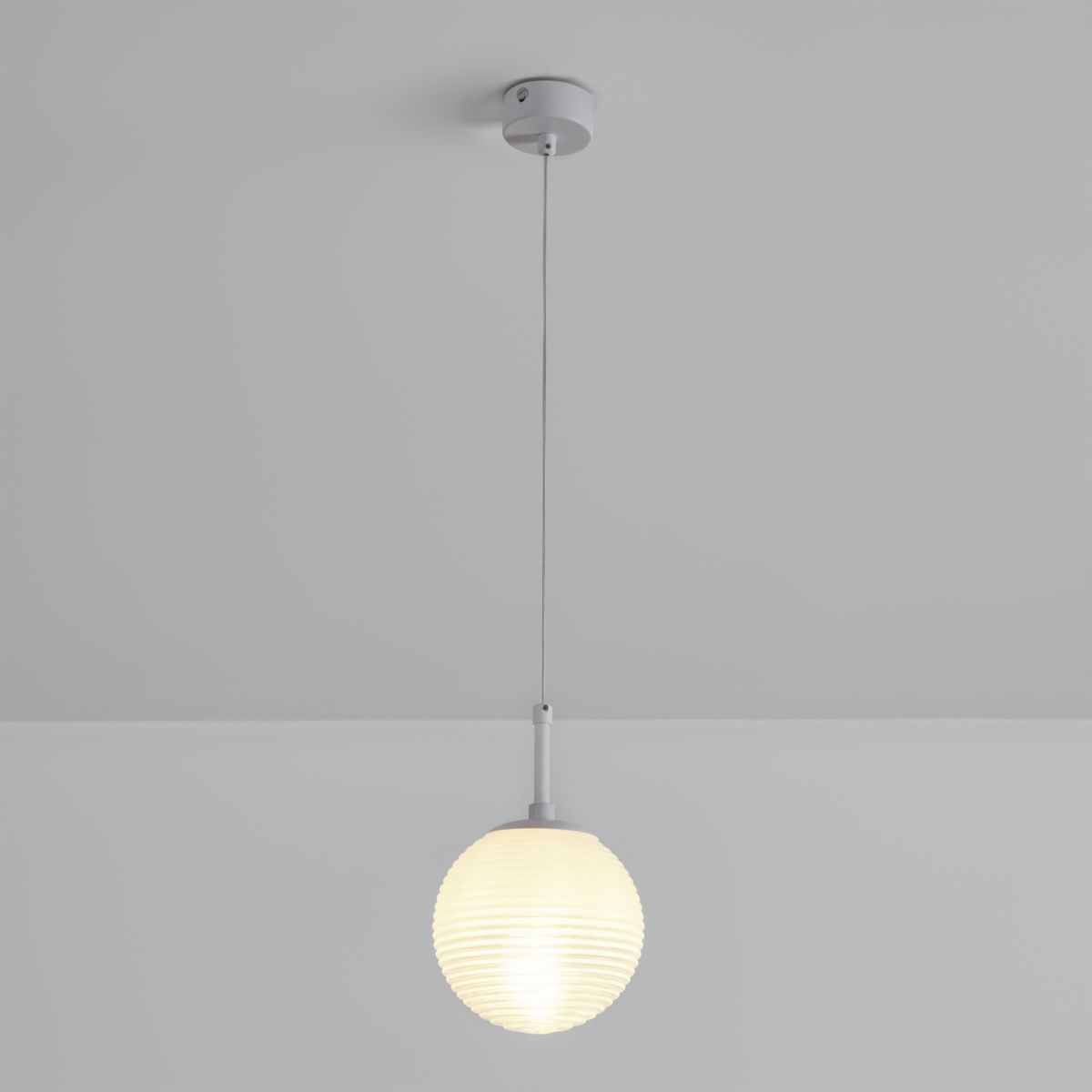 Подвесной светильник Freya Aris FR5565PL-01W