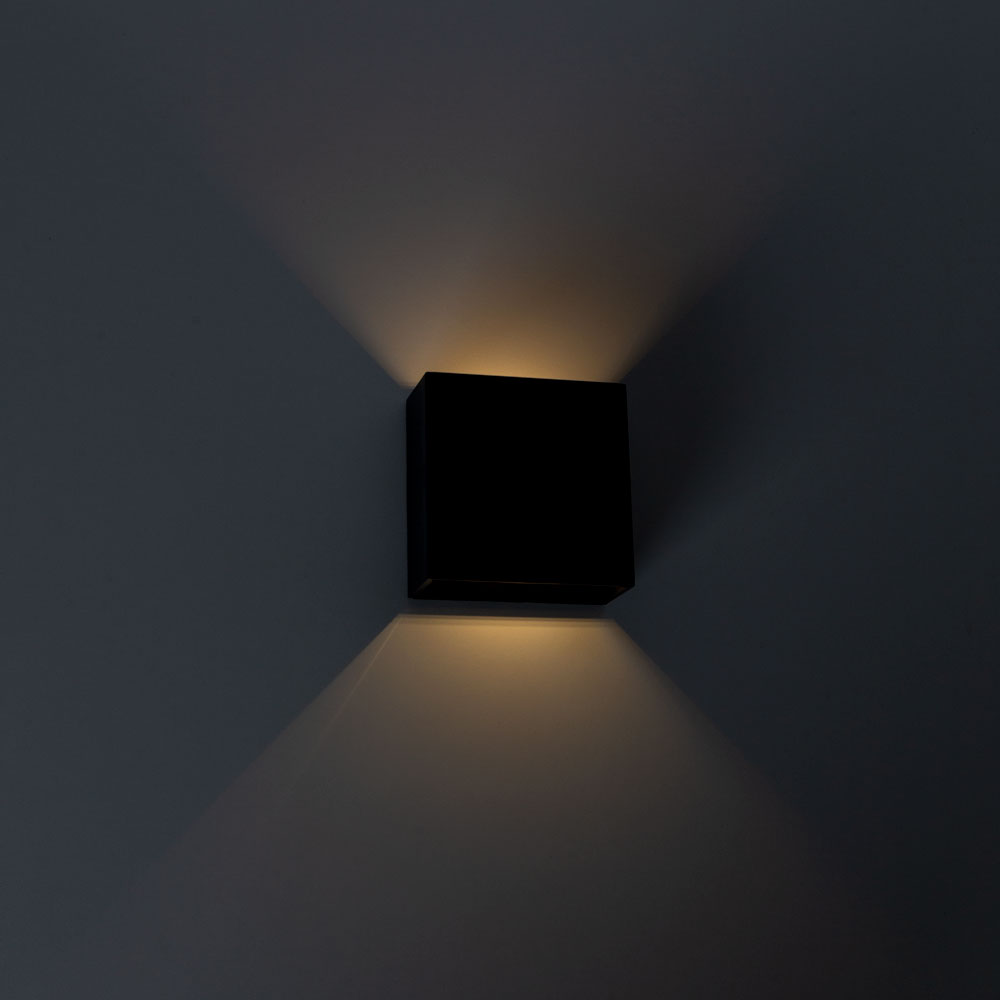 Настенный светильник ARTE Lamp A1445AL-1BK