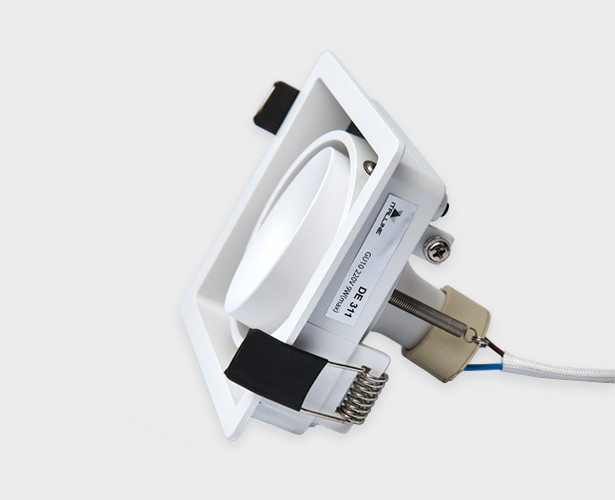 Встраиваемый светильник Italline DE-311 white