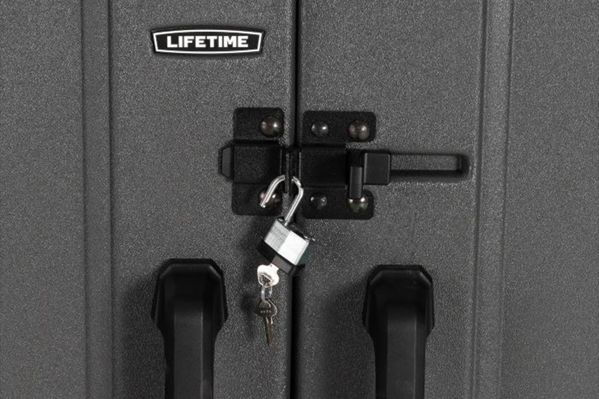 Шкаф-сарай высокий Lifetime Utility 193*110*177см 3067л