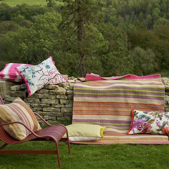 Подушка CCDG1556, Chinoiserie Flower Outdoor, Peony, Designers Guild 60 x 45см