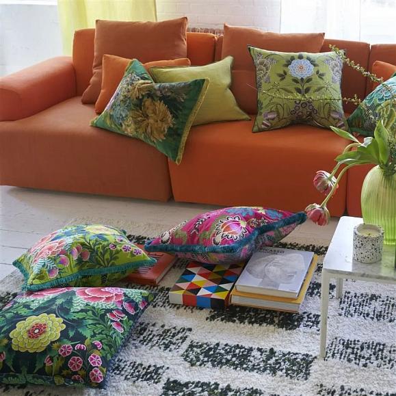 Подушка CCDG1450, Brocart Decoratif Velours, Noir, Designers Guild 55 x 55см