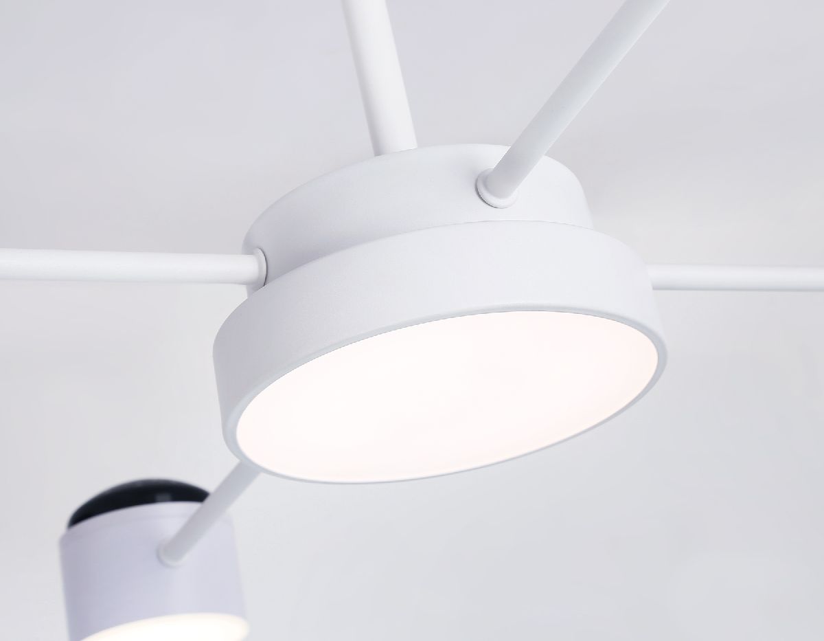 Люстра на штанге Ambrella Light Comfort LineTech FL51631