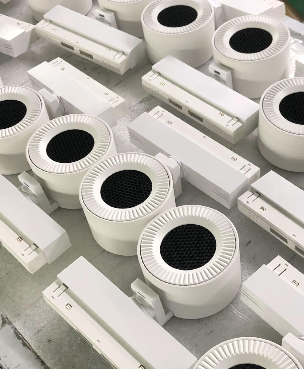 Трековый магнитный светильник iLedex Vision 4822-010-D82-12W-38DG-4000K WH (WALL WASHER)