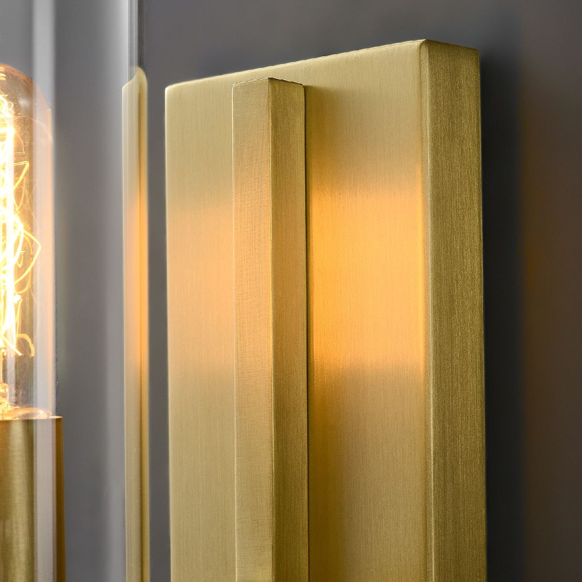 Бра DeLight Collection Wall lamp MT8869-1W brass